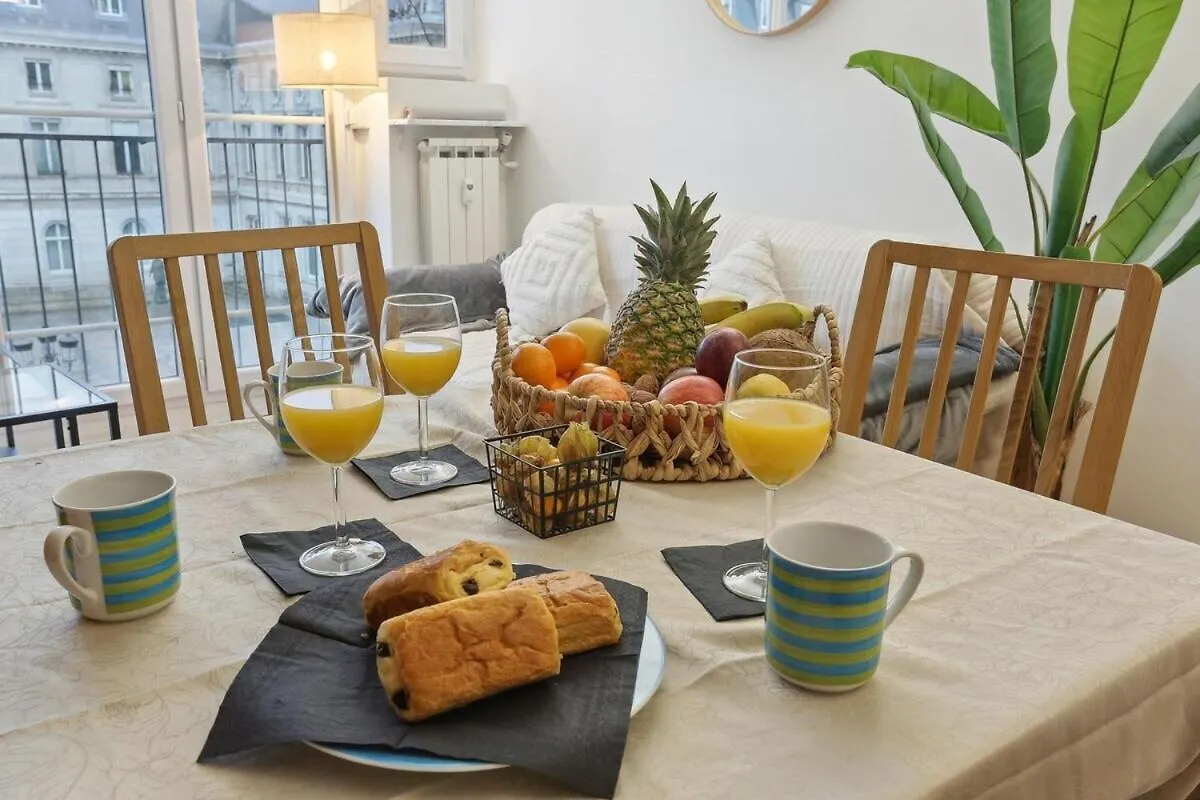 Charming Apartment Heart Of 15Th Parijs